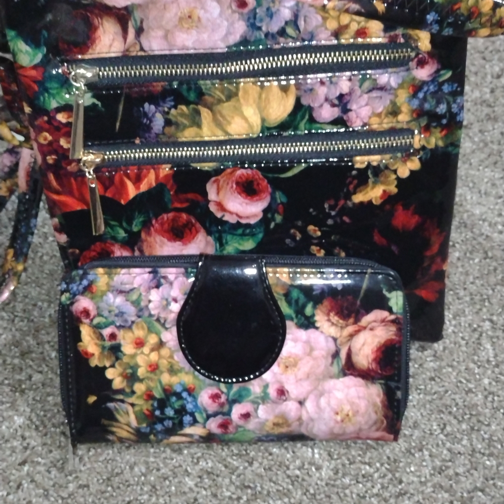 Floral Crossbody Bag and Wallet Set - Picture 7 of 17